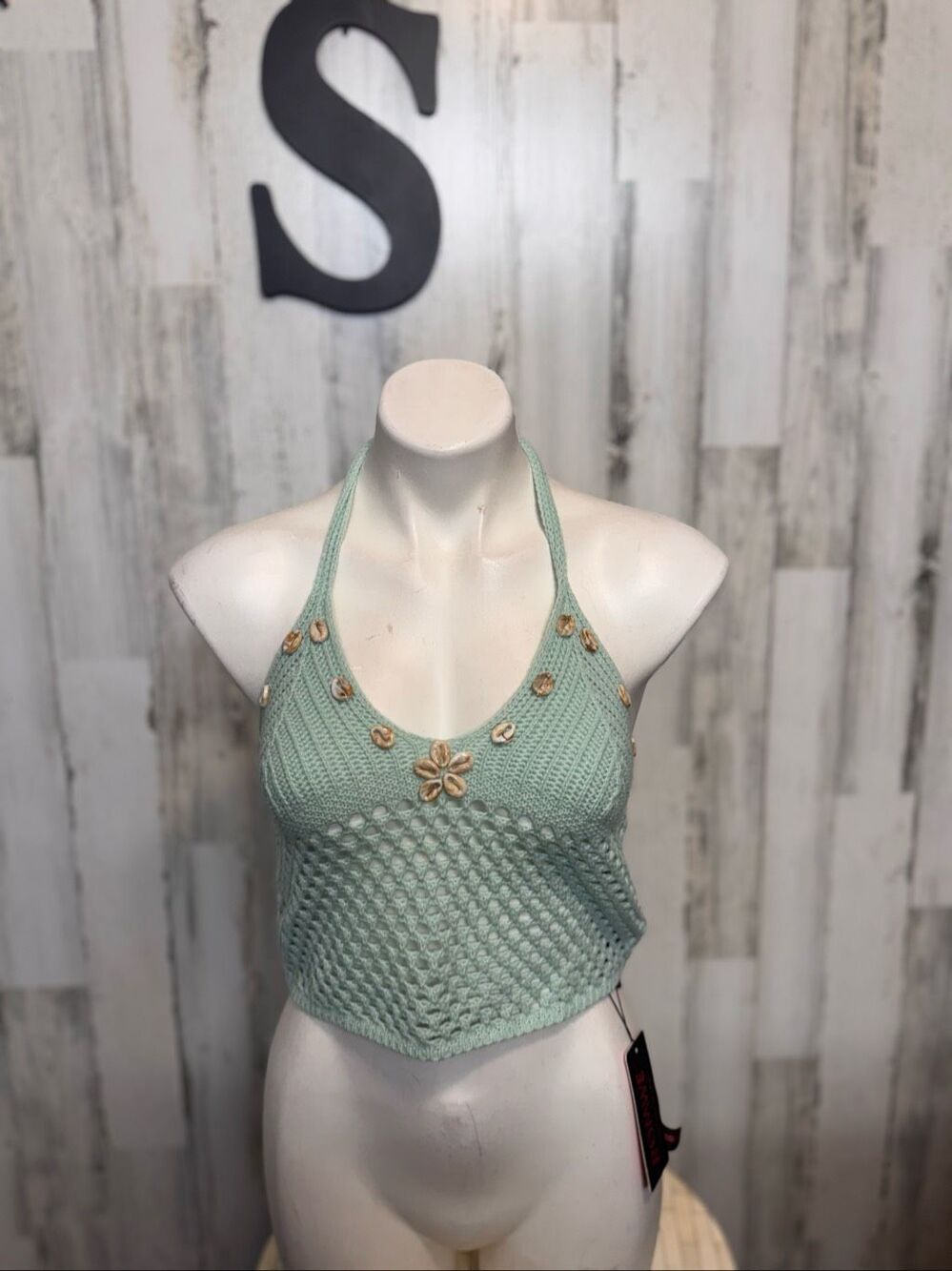ROMWE NWT Sage Green Crochet Knit Cowrie Shell Halter Crop Top Womens Small S